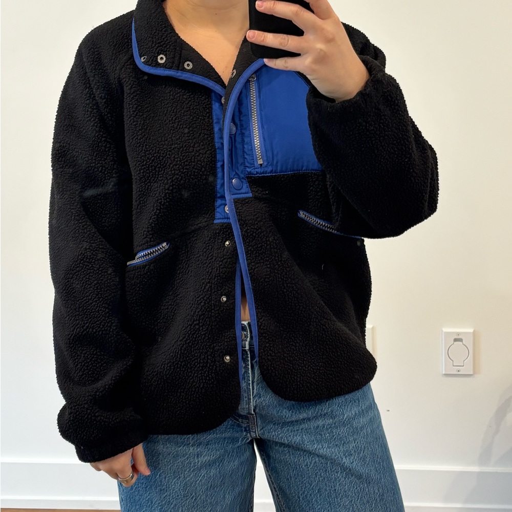 Te Verde Black Fleece Jacket